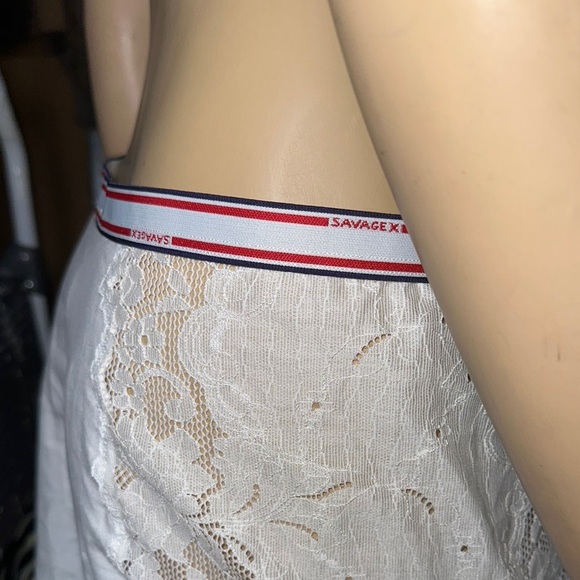 Savage X women’s White Lace serving courtside skirt & bra Intimate Set sz 12-14 - Picture 11 of 16